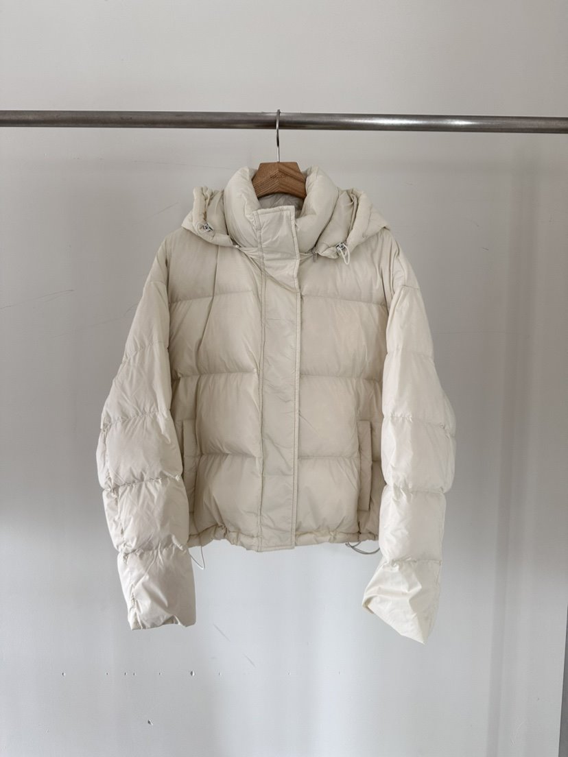 VALUABLE韓國直郵東大門代購女裝新品時尚推薦真品短款棉服VALUABLE短款棉服