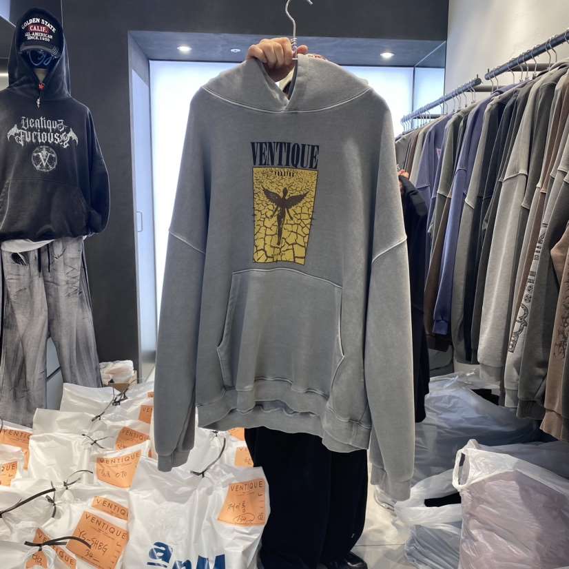 VENTIQUE韓國直郵東大門代購女裝新款熱賣時尚推薦衛衣連帽VENTIQUE-男裝衛衣