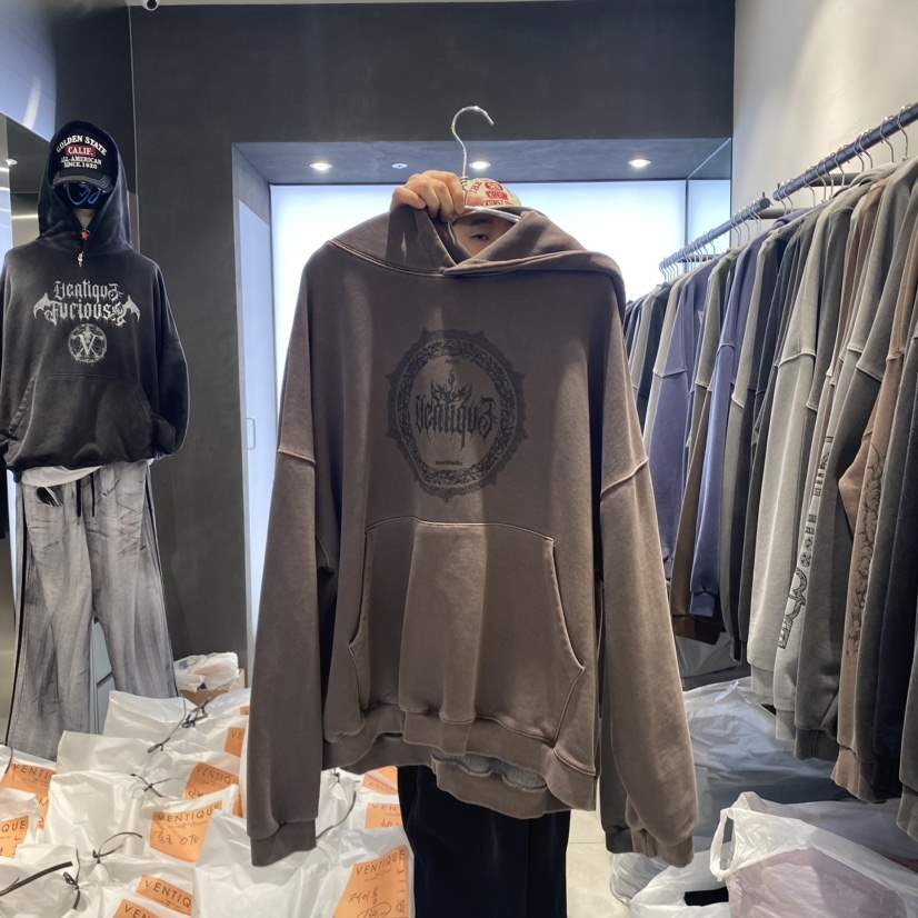 VENTIQUE韓國直郵東大門實拍女裝新款真品熱賣人氣衛衣連帽VENTIQUE-男裝衛衣