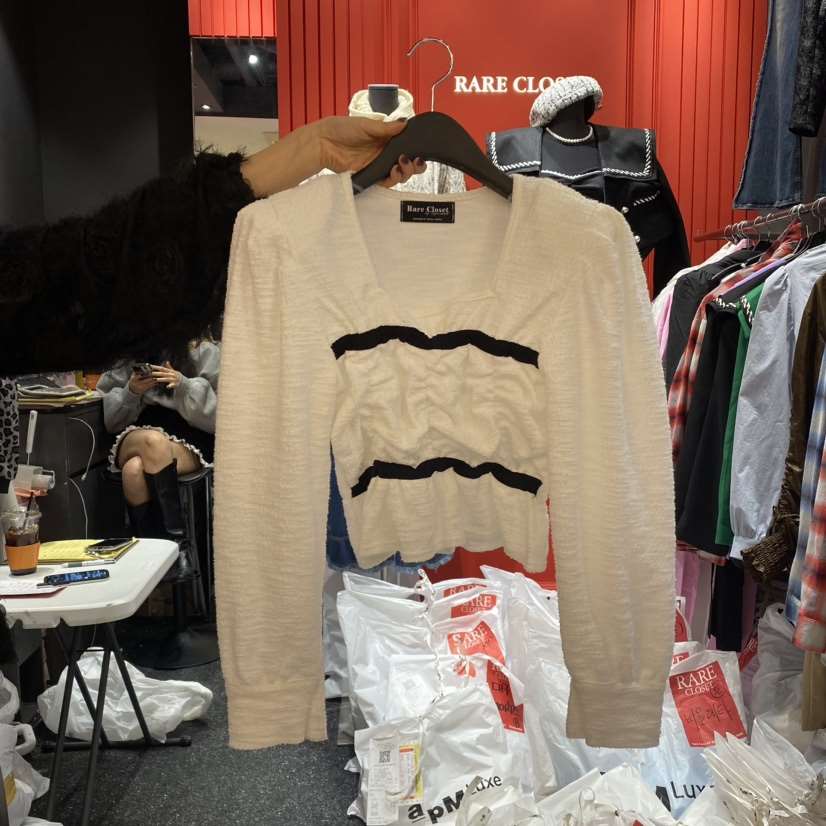 Rare Closet韓國直郵東大門實拍女裝新品推薦熱賣休閑長袖T恤RARE CLOSET長袖T恤