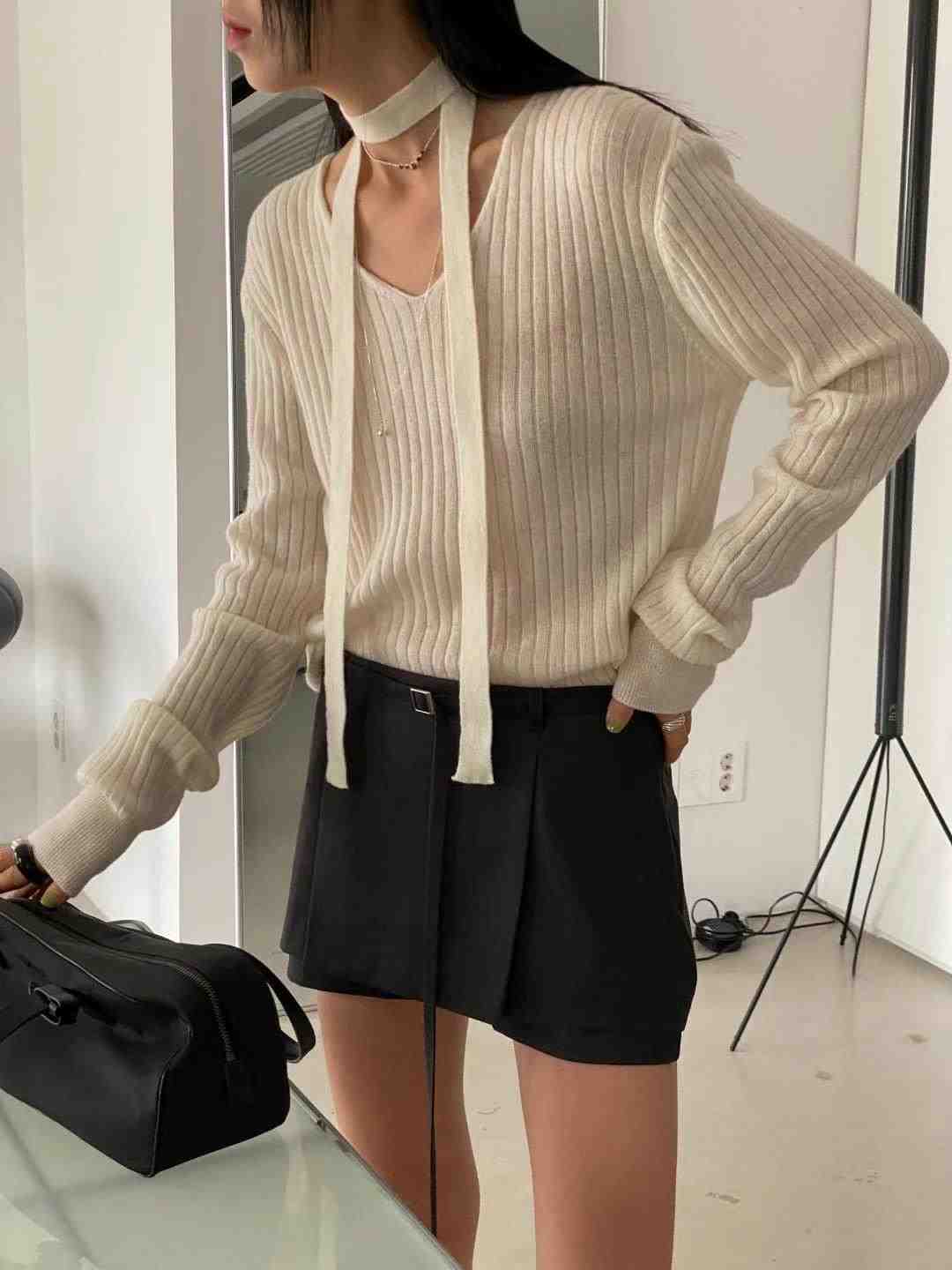 NEAR LEAP韓國直郵東大門代購女裝新款熱賣真品針織衫含脖帶OAO針織衫