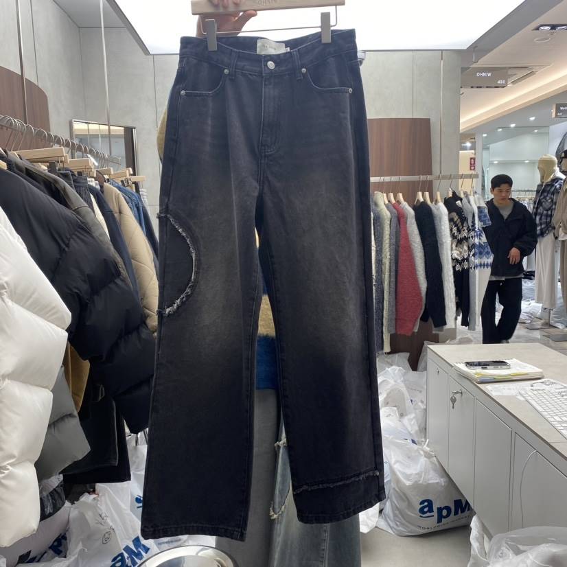COMMON-男裝韓國直郵女裝新品時尚休閑推薦熱賣24秋冬牛仔褲OHNIW-男裝牛仔褲