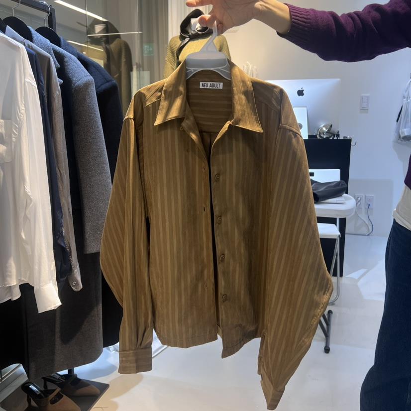 neu adult韓國直郵東大門代購女裝新品職業真品襯衫蕾絲衫NEU ADULT襯衫/蕾絲衫