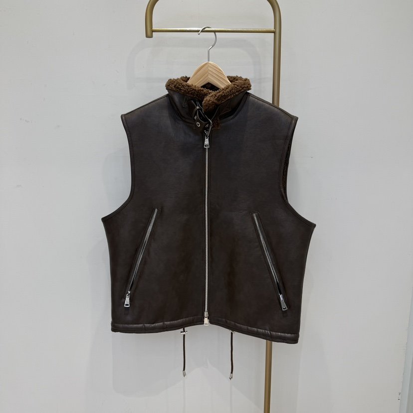 空直郵韓國代購女裝新款推薦休閑時尚人氣熱賣真品馬甲皮革CRESCENT-男裝馬甲