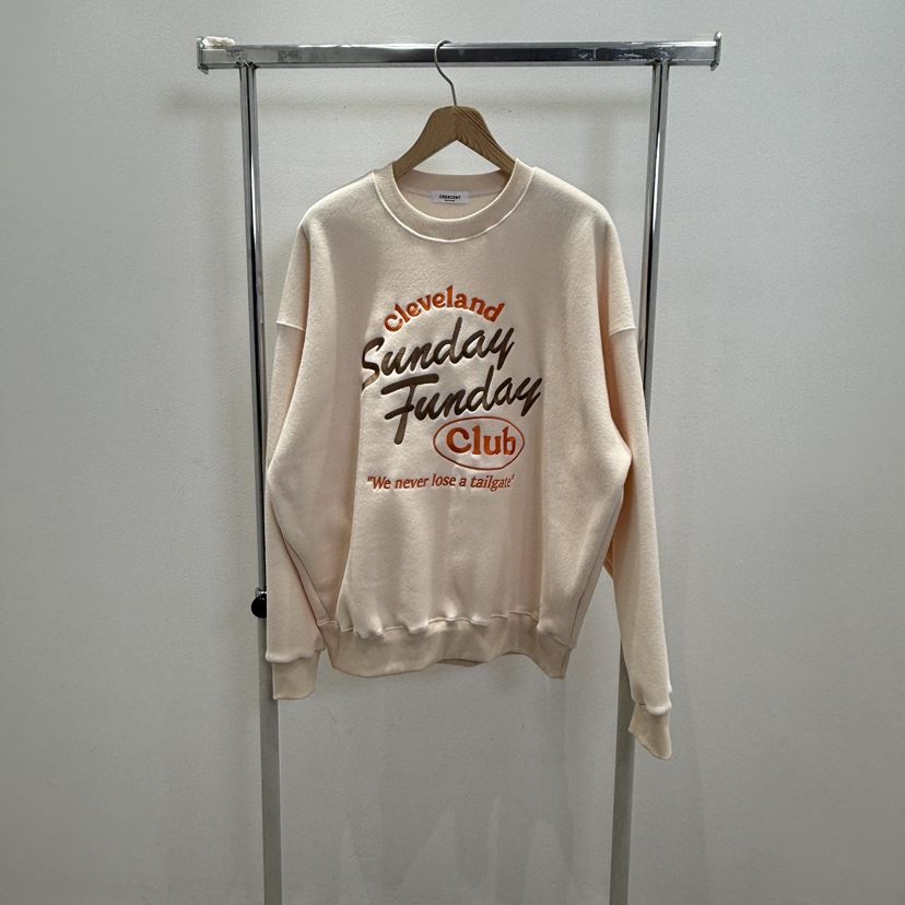 空韓國直郵東大門實拍女裝新款熱賣人氣推薦休閑24秋冬衛衣羊毛CRESCENT-男裝衛衣