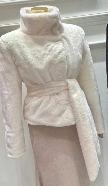 HEE SHOP韓國直郵女裝新款職業人氣時尚真品短款大衣含腰帶HEE SHOP短款大衣