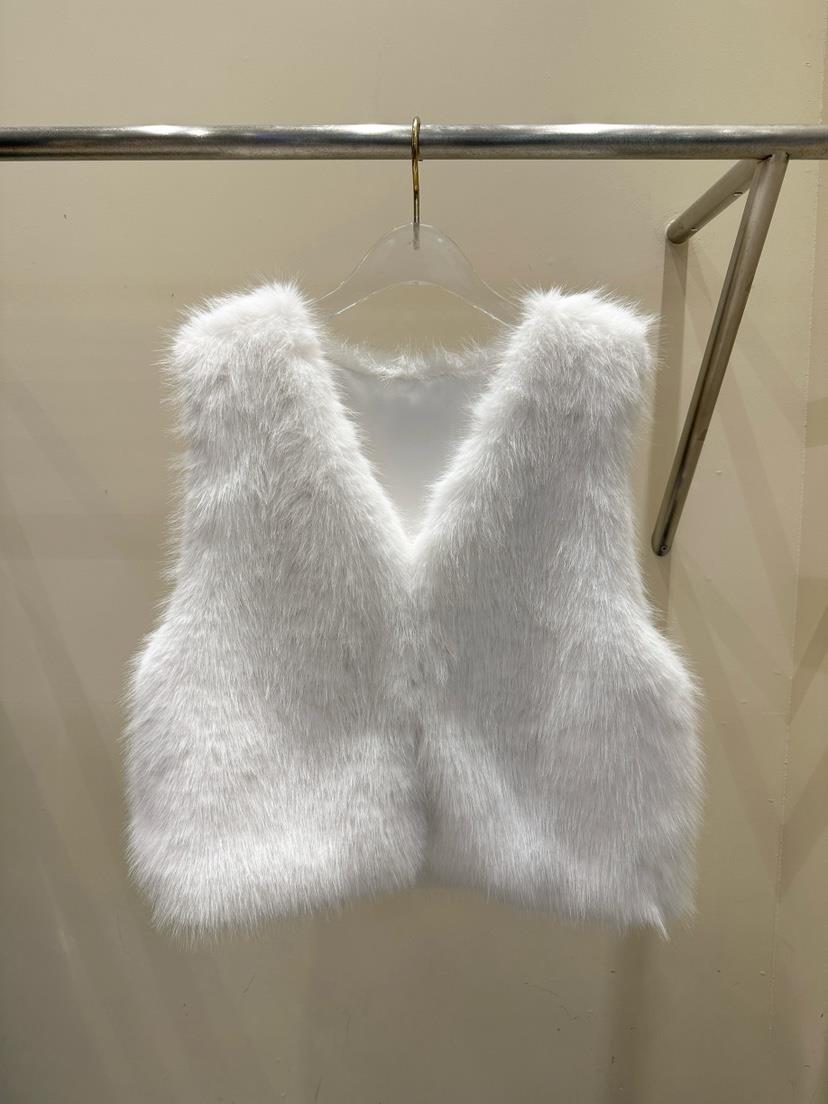 81 MARKET-L韓國直郵東大門實拍女裝新品時尚人氣馬甲毛皮81 MARKET-L馬甲