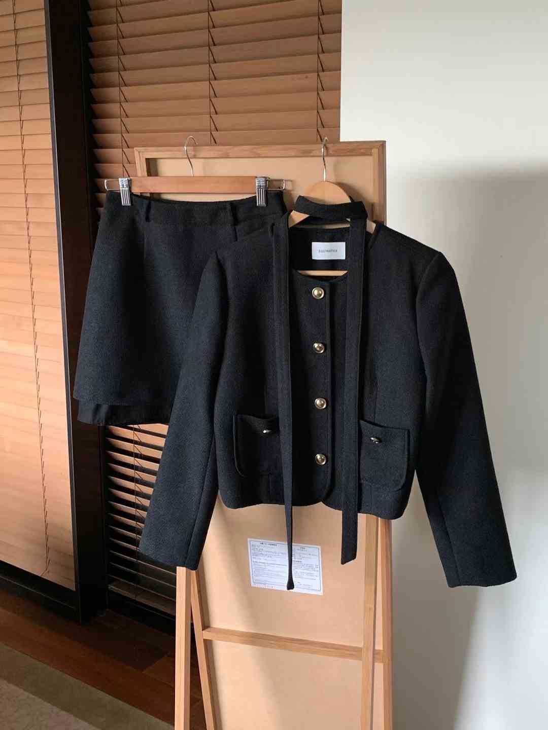 JUILLYSTYLE韓國直郵東大門實拍女裝新款人氣時尚套裝含脖帶JUILLYSTYLE套裝