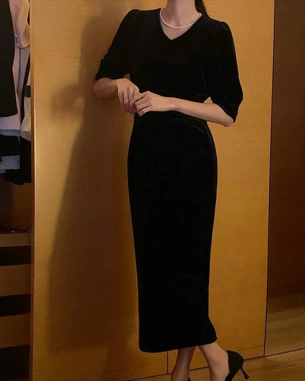 YOU ARE BEAUTIFUL韓國直郵東大門代購女裝新款24秋冬連衣裙天鵝絨YOU ARE BEAUTIFUL連衣裙