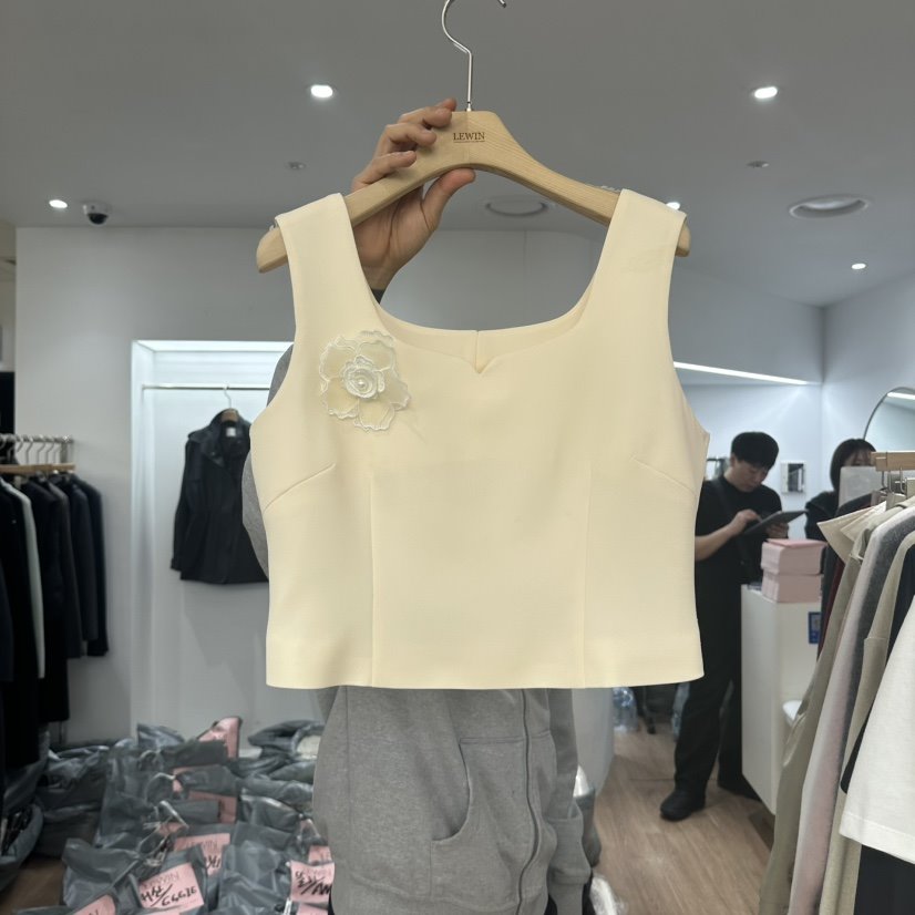 LEWIN東大門直郵女裝新款職業時尚真品人氣25春夏吊帶背心春款LEWIN吊帶/背心