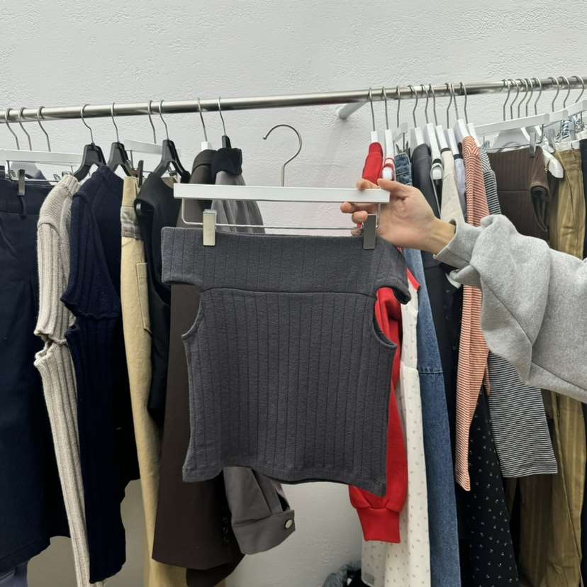 Lay oveR直郵韓國代購女裝新品時尚25春夏人氣推薦T恤春款E/E/ET恤
