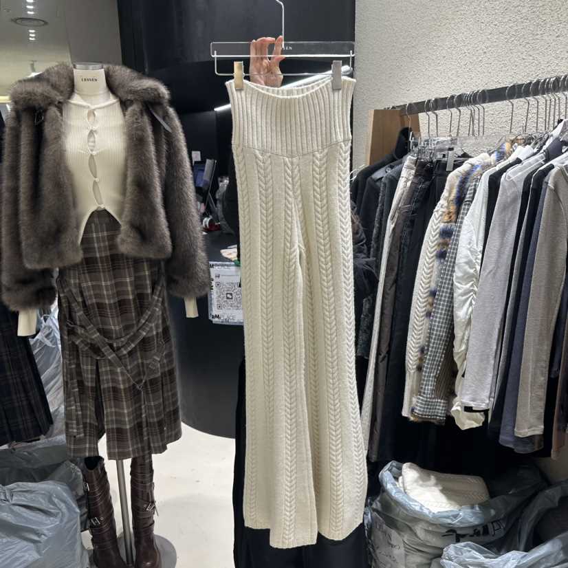 LESSEN直郵韓國代購女裝新品熱賣真品25春季推薦時尚休閑褲LESSEN休閑褲