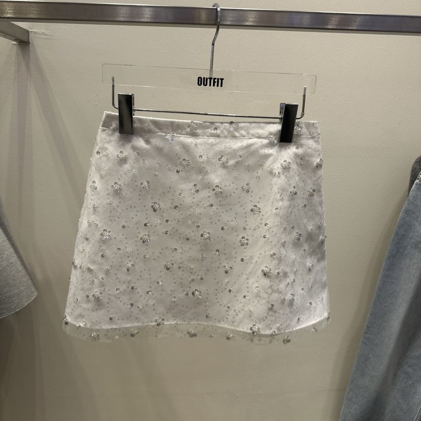OUTFIT韓國直郵東大門代購女裝新款推薦人氣25春季短裙春款OUTFIT短裙