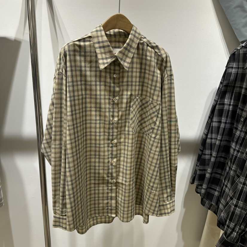 ART IS OVER直郵韓國代購女裝新品人氣推薦襯衫蕾絲衫春款ART IS OVER襯衫/蕾絲衫