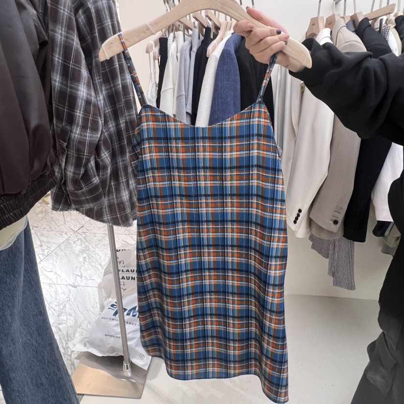 FLAUNT韓國直郵東大門實拍女裝新品人氣25春夏連衣裙修身格紋FLAUNT連衣裙