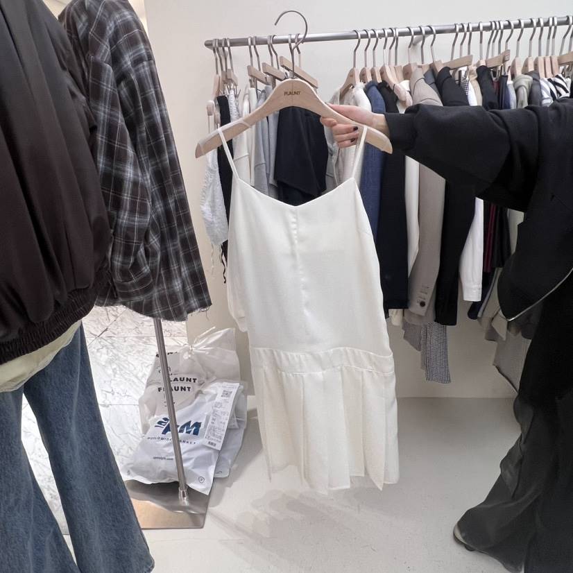 FLAUNT韓國直郵東大門代購女裝新品25春夏人氣休閑職業連衣裙FLAUNT連衣裙