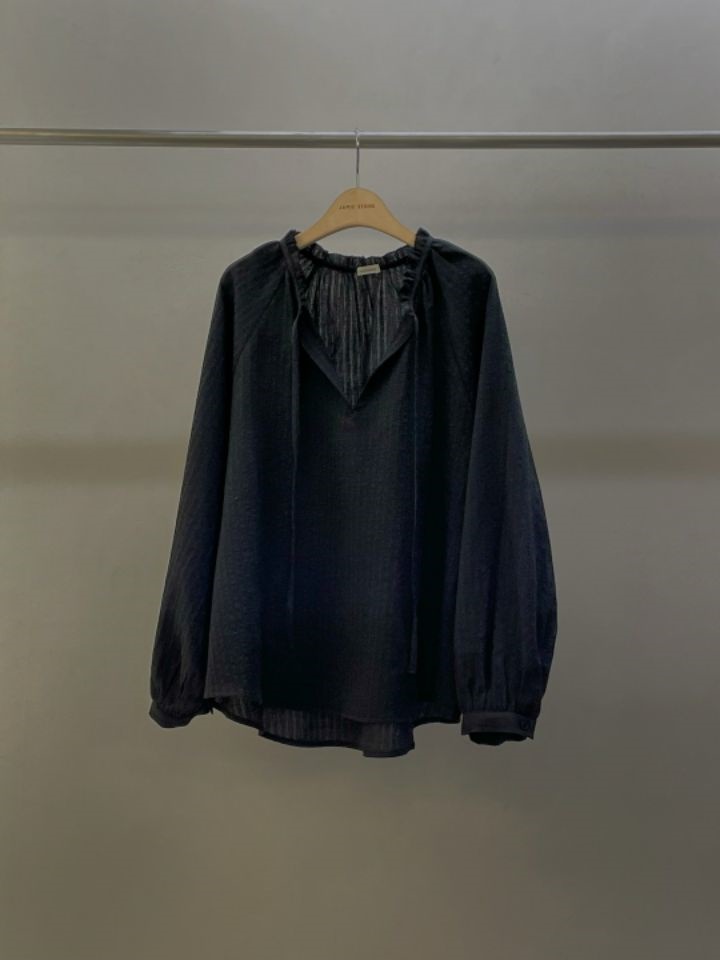 LA MUETTE/JAMIESTONE東大門直郵女裝新品休閑襯衫蕾絲衫FLAT GARDEN/LA MUETTE/JAMIESTONE襯衫/蕾絲衫