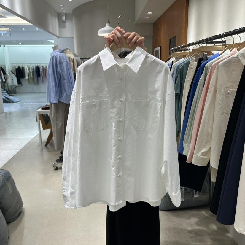 BOUTIQUE SEOUL-P直郵韓國代購女裝新品25春夏襯衫蕾絲衫兩個口袋But ton/BOUTIQUE SEOUL襯衫/蕾絲衫