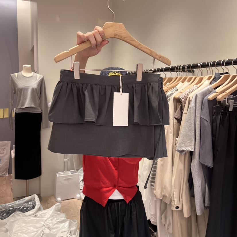 ORMORE直郵韓國代購女裝新品人氣時尚職業推薦熱賣真品短裙ORMORE短裙