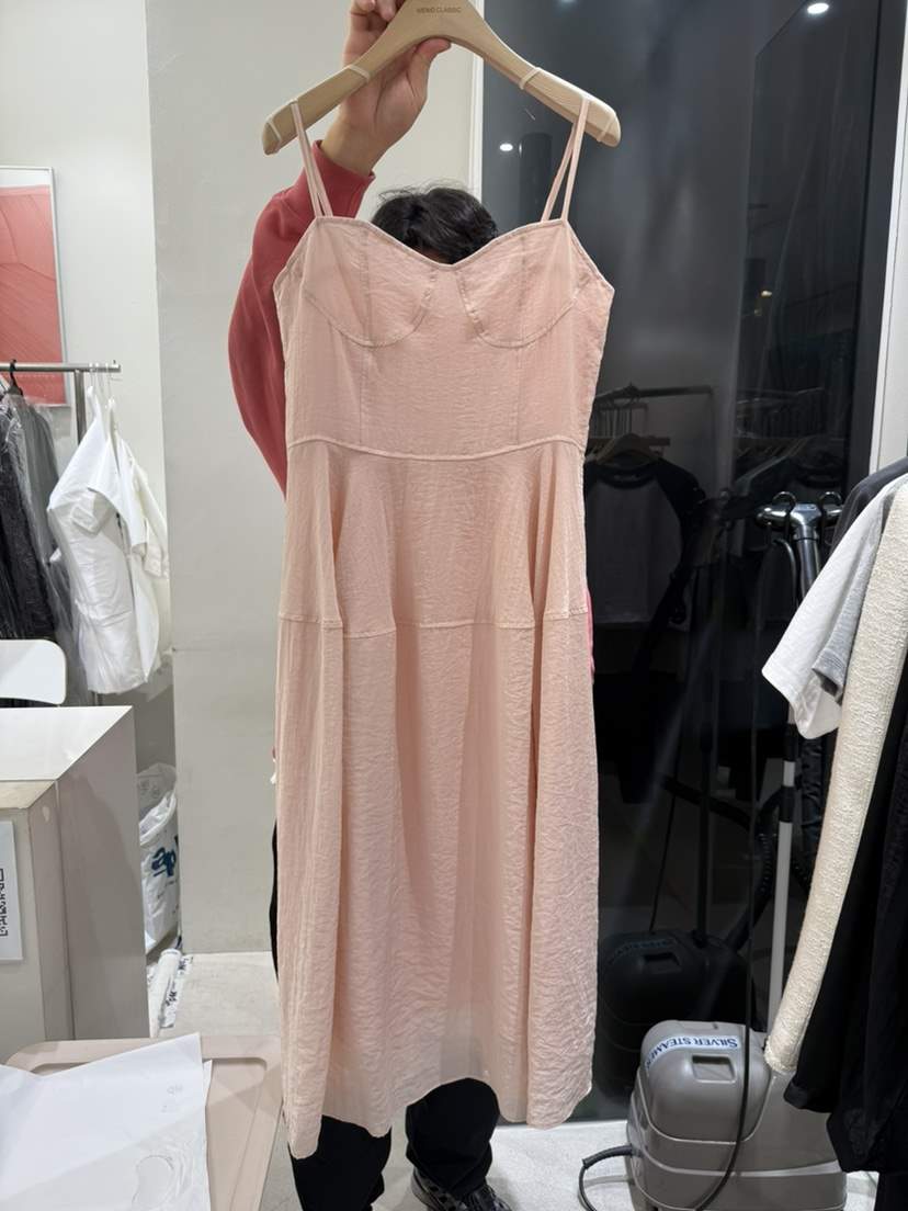MEMO CLASSIC韓國代購女士新品25春夏時尚職業真品人氣連衣裙MEMO CLASSIC連衣裙