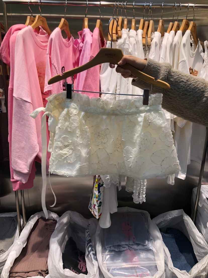MENDL S東大門實拍女士新款25春夏職業推薦休閑真品熱賣短裙MENDL S短裙