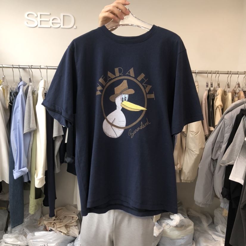 LEESEED-A韓國直郵東大門實拍女裝新款熱賣時尚推薦真品T恤SEeD/LEESEEDT恤