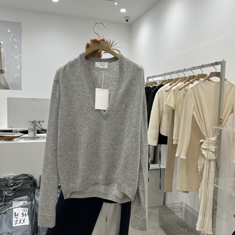 ARVE韓國直郵㊣東大門實拍女裝新品25春夏時尚休閑針織衫V領ARVE針織衫