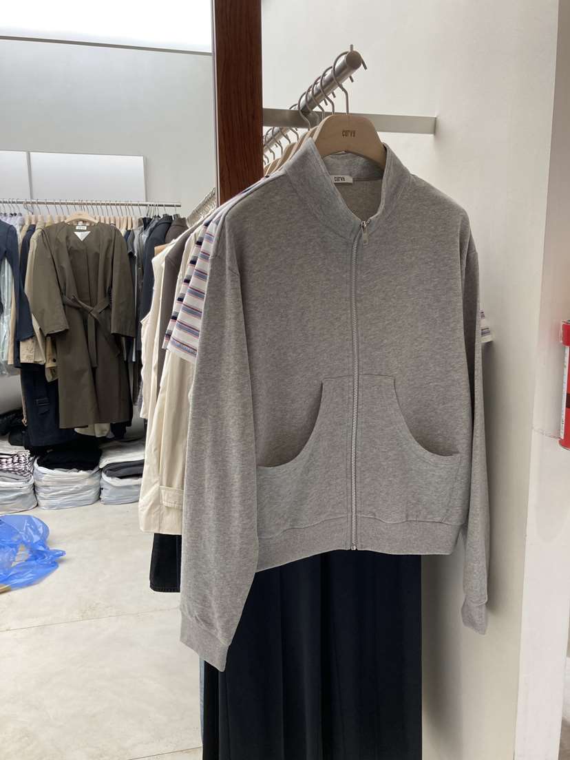 CURVY韓國直郵㊣女裝新品時尚推薦人氣休閑熱賣夾克拉鏈柔軟CURVY夾克