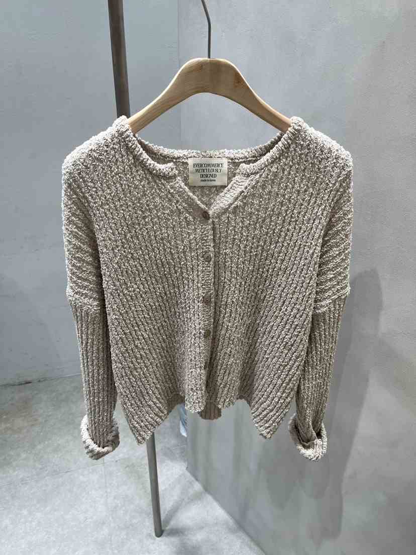EVERCOMMERCE METICULOUSLY DESIGNED韓國直郵㊣女裝新款25春夏針織衫EVERCOMMERCE METICULOUSLY DESIGNED針織衫