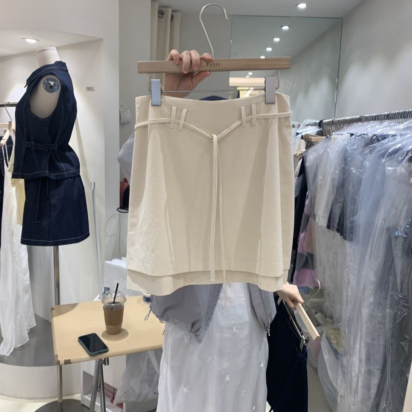 FRILL韓國直郵㊣東大門實拍女裝新款推薦25春夏熱賣短裙含腰繩FRILL短裙