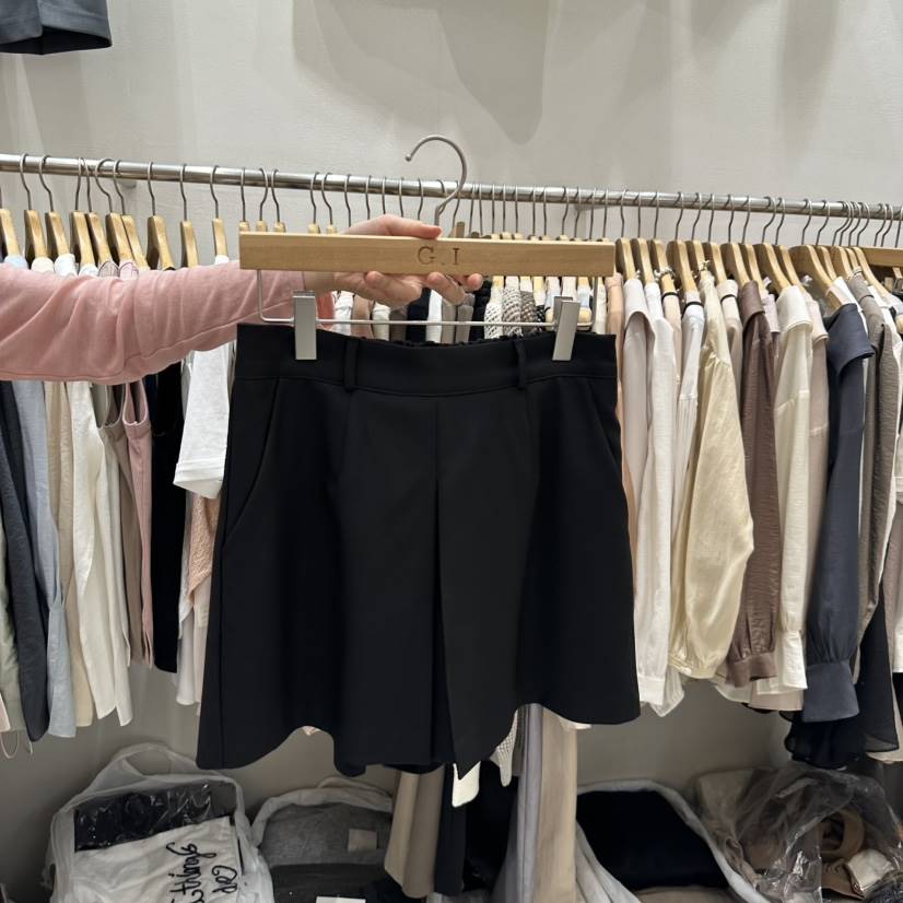 G.I-L韓國直郵㊣東大門實拍女裝新品推薦熱賣時尚人氣短褲G.I-L短褲