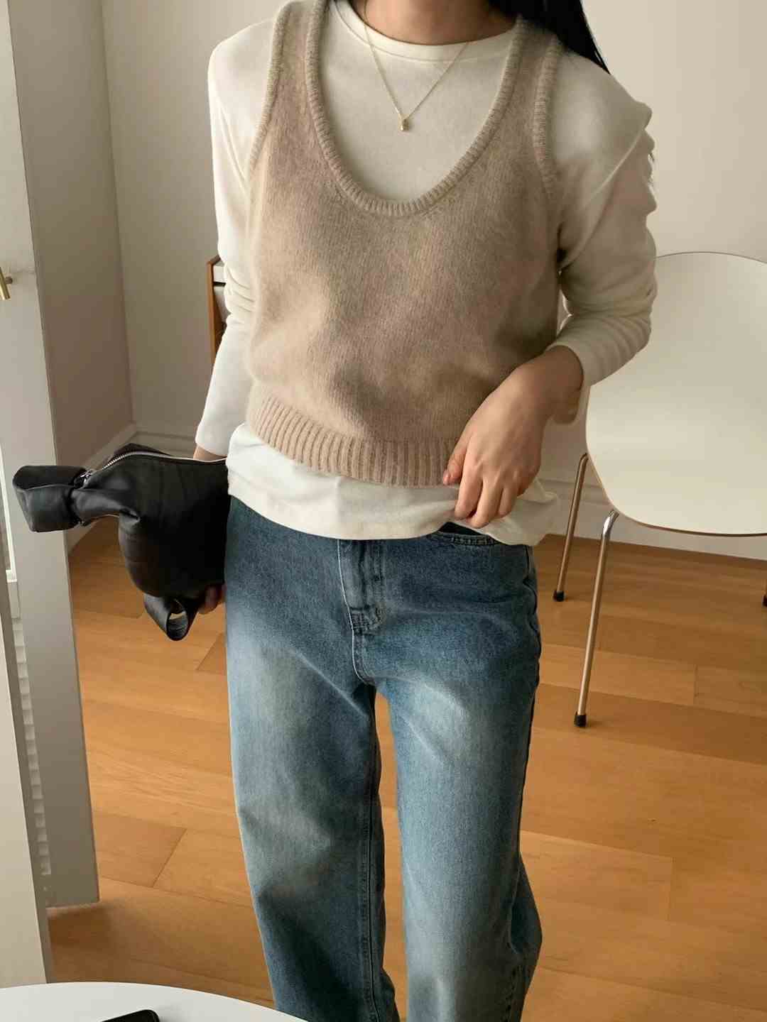 FLAT WHITE東大門直郵女裝新品25春夏人氣熱賣時尚吊帶背心FLAT WHITE吊帶/背心