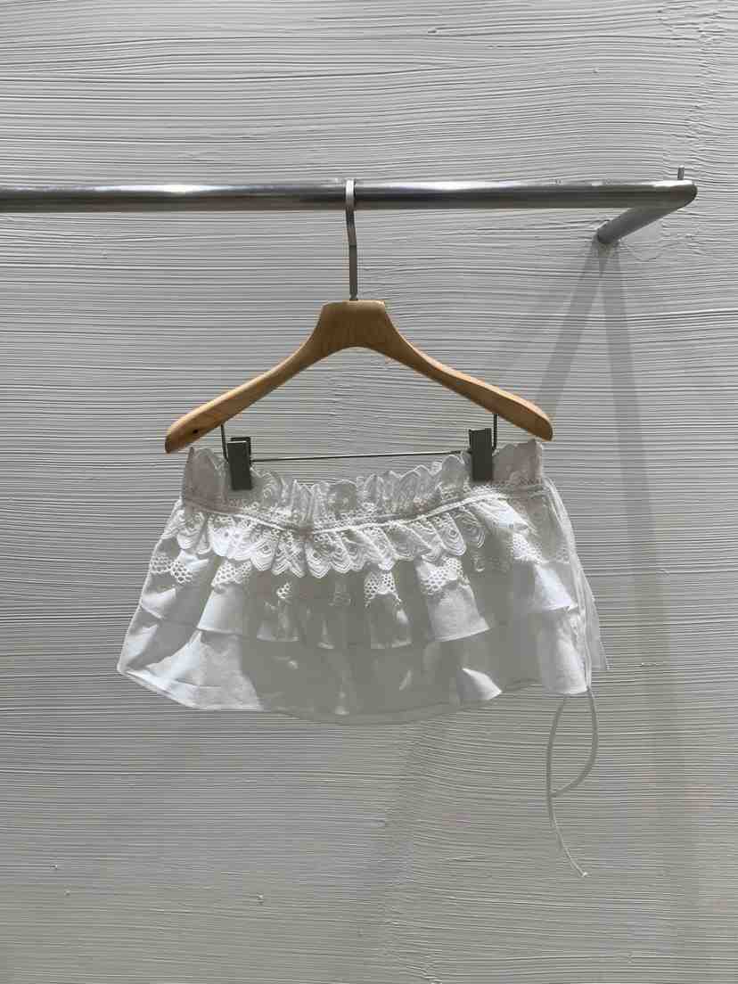 LUCY SALON韓國㊣直郵東大門代購女裝新款休閑人氣短裙蕾絲LUCY SALON短裙