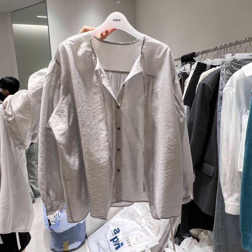 NUESE東大門實拍女士新品真品熱賣職業休閑人氣推薦襯衫蕾絲衫NUESE襯衫/蕾絲衫