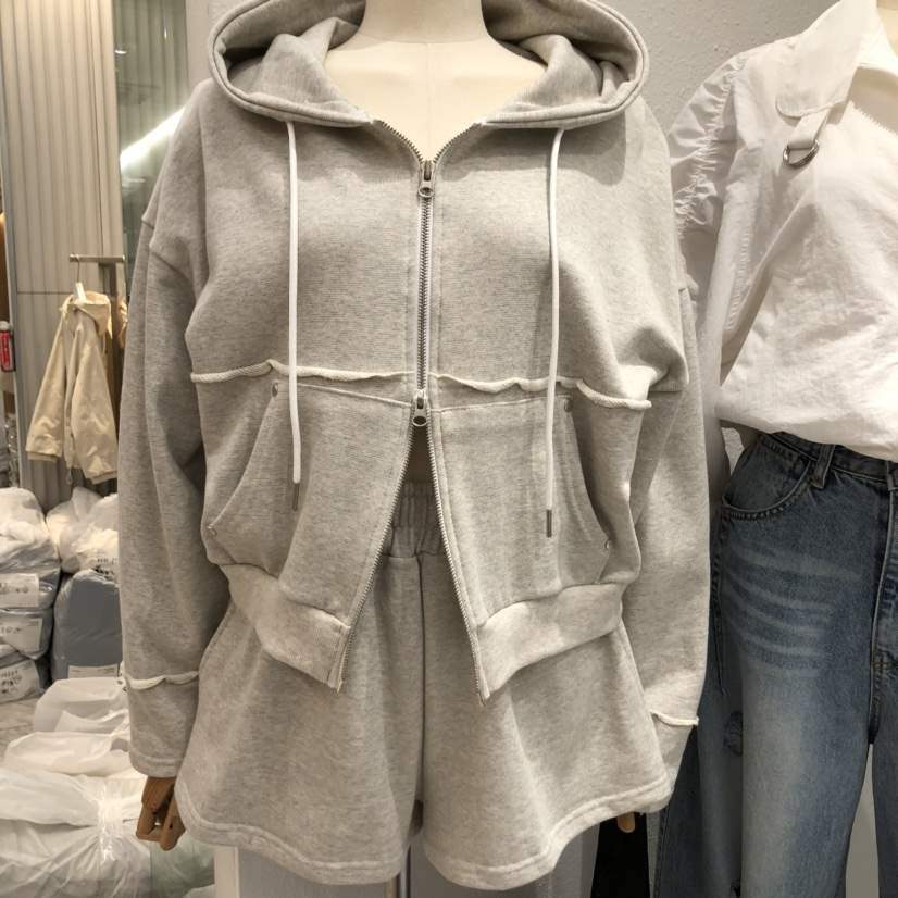 ALMOND PEPE東大門實拍女士新款真品時尚職業熱賣人氣衛衣ALMOND PEPE衛衣