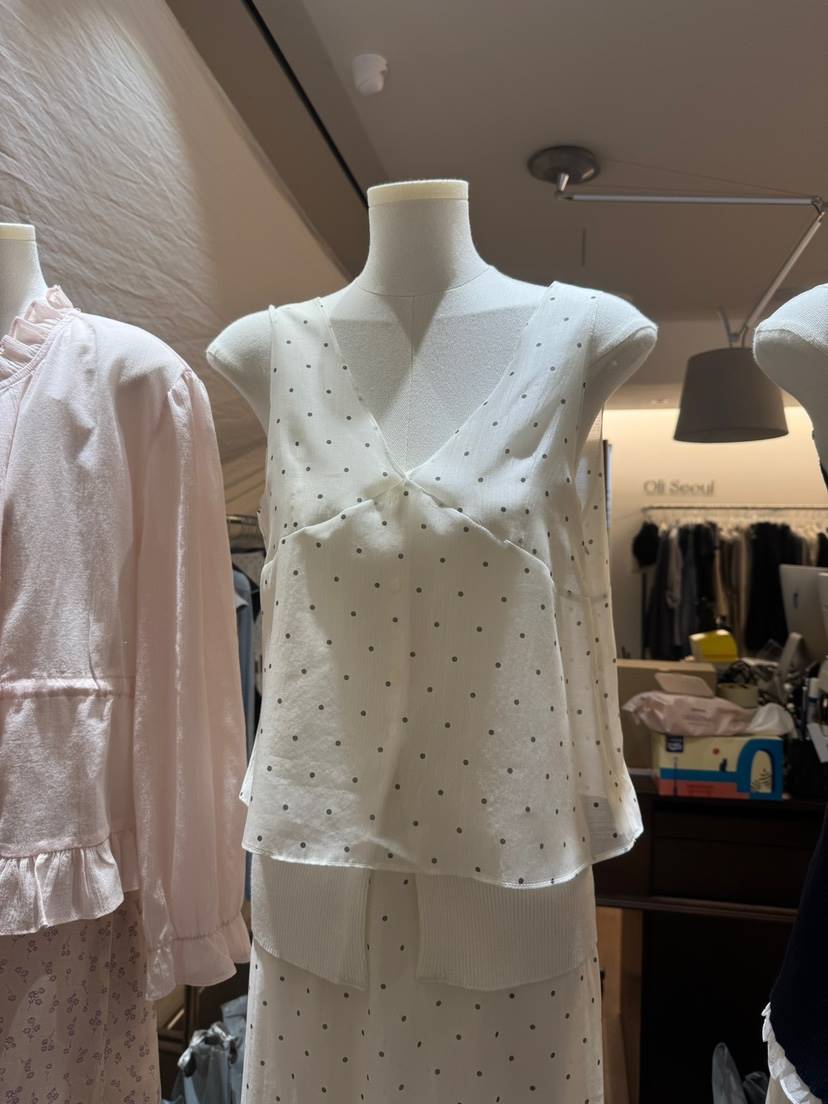 OLI SEOUL東大門直郵女士新品職業休閑熱賣人氣吊帶背心天絲OLI SEOUL吊帶/背心