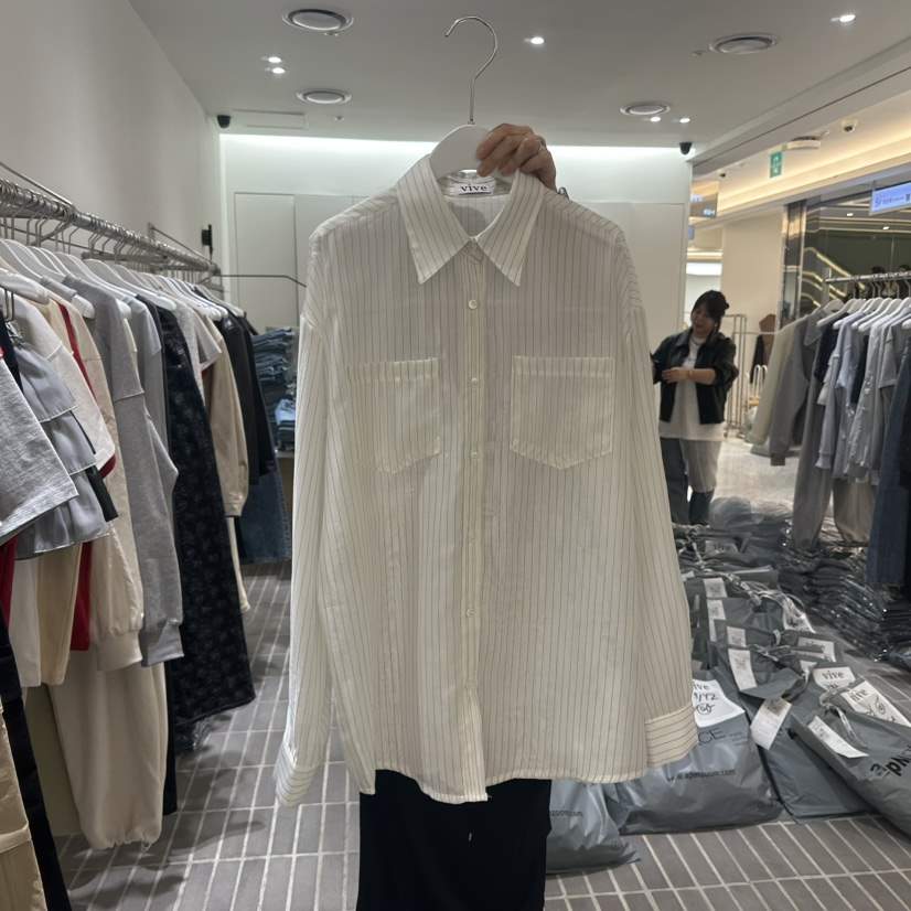 VIVE東大門直郵女裝新款職業休閑時尚真品推薦熱賣襯衫蕾絲衫VIVE襯衫/蕾絲衫