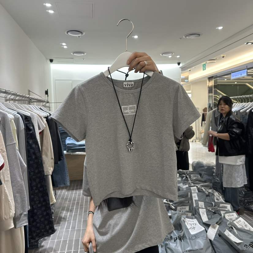 VIVE東大門直郵女士新品時尚人氣職業推薦真品熱賣T恤不含飾品VIVET恤