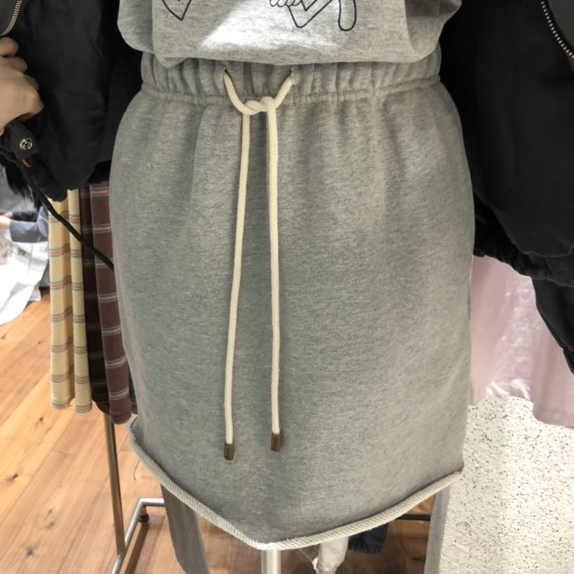 COMELY韓國直郵㊣女裝新品熱賣時尚推薦休閑25春夏人氣短裙COMELY短裙