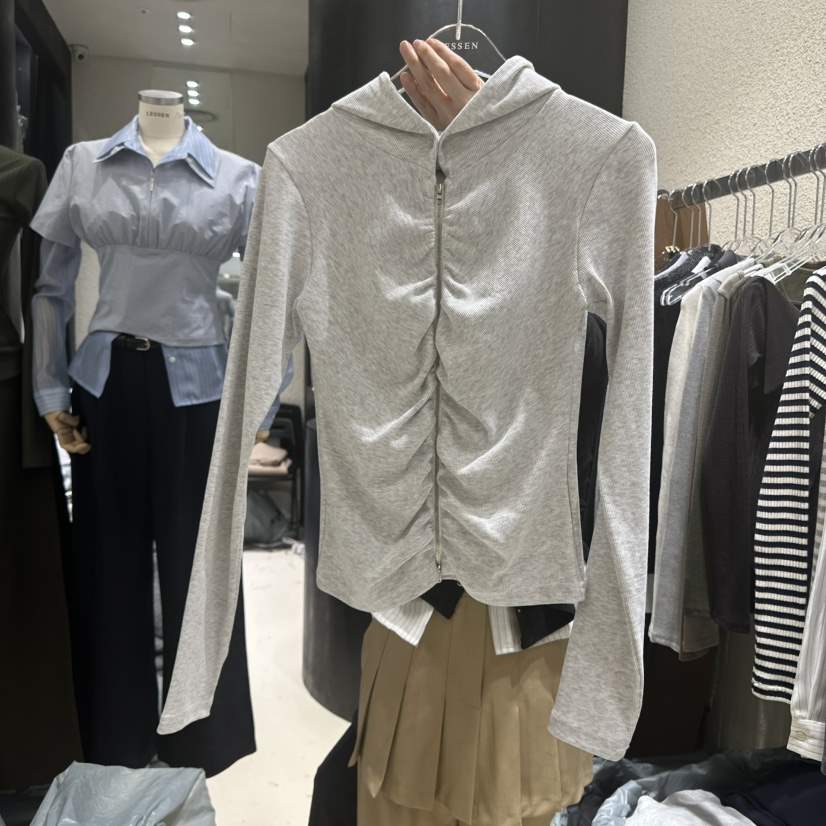 LESSEN韓國直郵㊣東大門實拍女裝新品時尚推薦人氣25春夏長袖T恤LESSEN長袖T恤