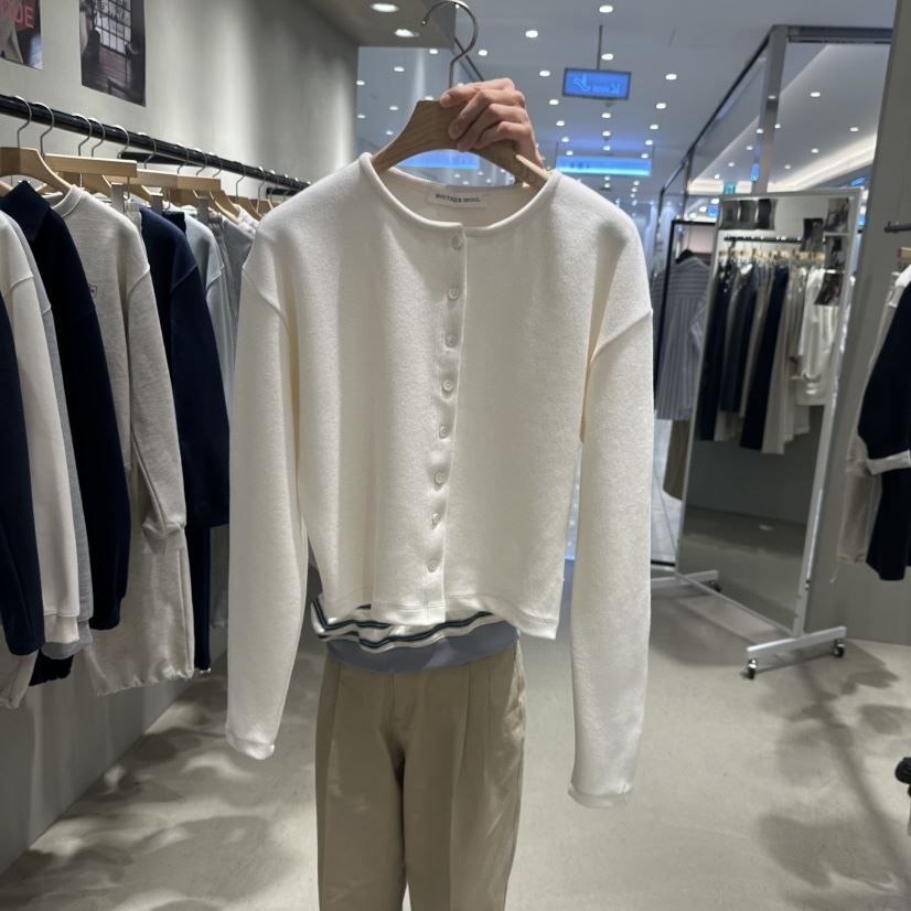 BOUTIQUE SEOUL-P韓國直郵㊣女裝新品推薦休閑人氣針織衫But ton/BOUTIQUE SEOUL針織衫