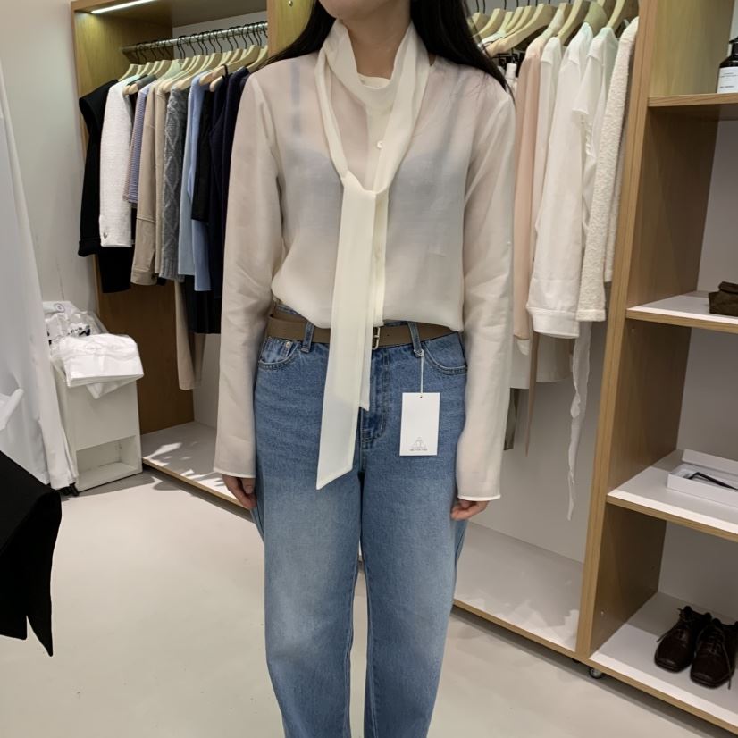 ALOT韓國直郵㊣東大門實拍女裝新款休閑襯衫蕾絲衫含脖帶天絲A LOT襯衫/蕾絲衫