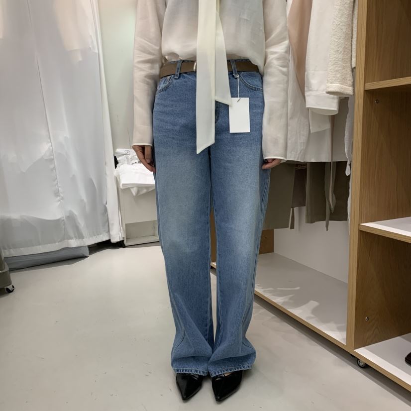 ALOT韓國直郵㊣女裝新款25春夏熱賣人氣推薦牛仔褲不含腰帶A LOT牛仔褲