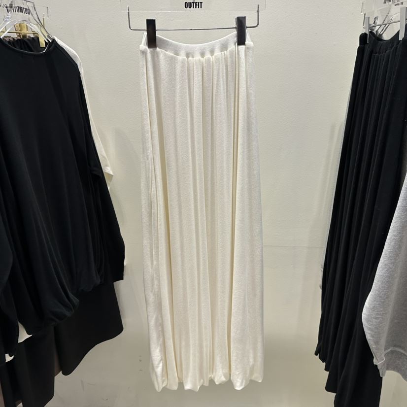 OUTFIT韓國代購女裝新款職業時尚熱賣25春夏休閑人氣真品長裙OUTFIT長裙