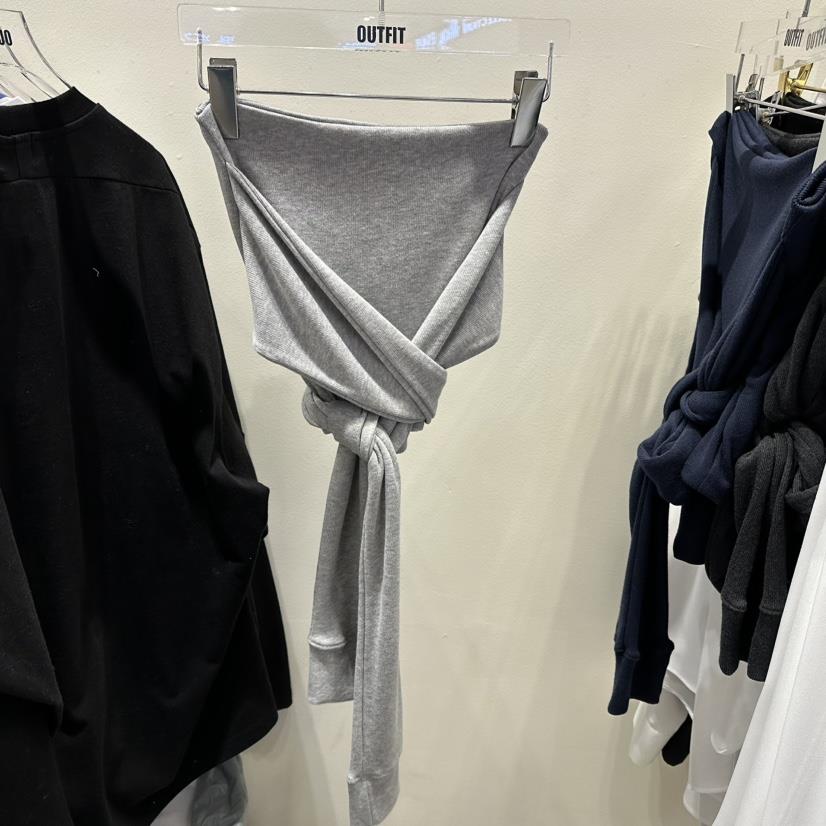 OUTFIT東大門直郵女裝新款時尚休閑真品熱賣人氣職業吊帶背心OUTFIT吊帶/背心