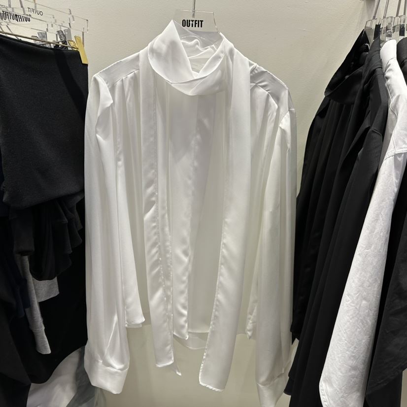 OUTFIT韓國直郵女士新品休閑職業人氣25春夏襯衫蕾絲衫含脖帶OUTFIT襯衫/蕾絲衫