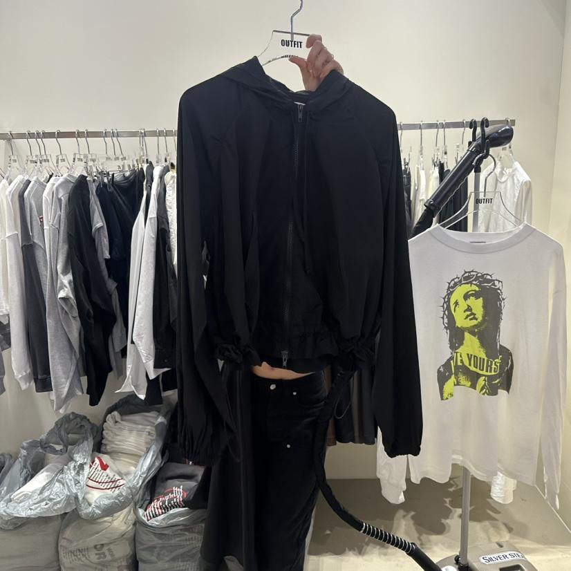OUTFIT韓國直郵㊣東大門實拍女裝新品熱賣推薦時尚25春夏衛衣OUTFIT衛衣