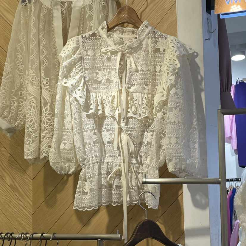 VIVI MARKET韓國㊣直郵東大門代購女裝新款推薦襯衫蕾絲衫VIVI MARKET襯衫/蕾絲衫