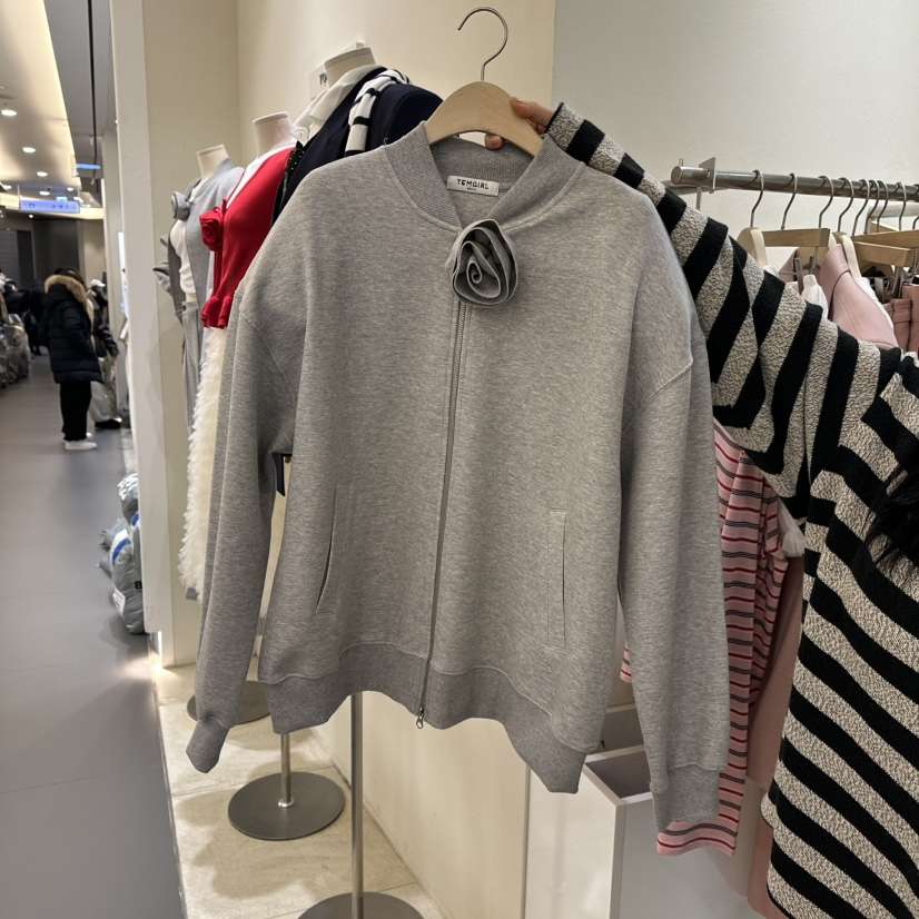 TOMGIRL韓國直郵㊣東大門實拍女裝新品熱賣時尚人氣夾克含花TOMGIRL夾克