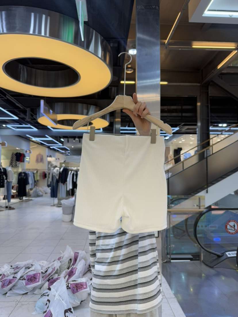 PLUM-q東大門代購女裝新品真品人氣25春夏熱賣打底褲鯊魚褲PLUM打底褲/鯊魚褲